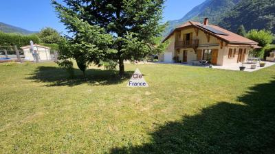 Superbe Maison Familiale T6 De 160 Ma