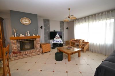 Detached House with Landscaped Garden