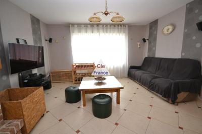 Detached House with Landscaped Garden