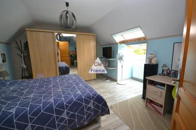 Detached House with Landscaped Garden