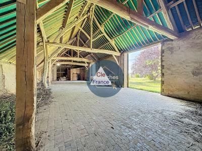 Ancien Corps De Ferme Renove Avec Dependances Et Terrain A