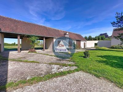 Ancien Corps De Ferme Renove Avec Dependances Et Terrain A