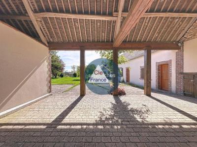 Ancien Corps De Ferme Renove Avec Dependances Et Terrain A
