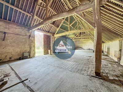 Ancien Corps De Ferme Renove Avec Dependances Et Terrain A