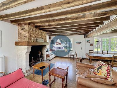 Ancien Corps De Ferme Renove Avec Dependances Et Terrain A