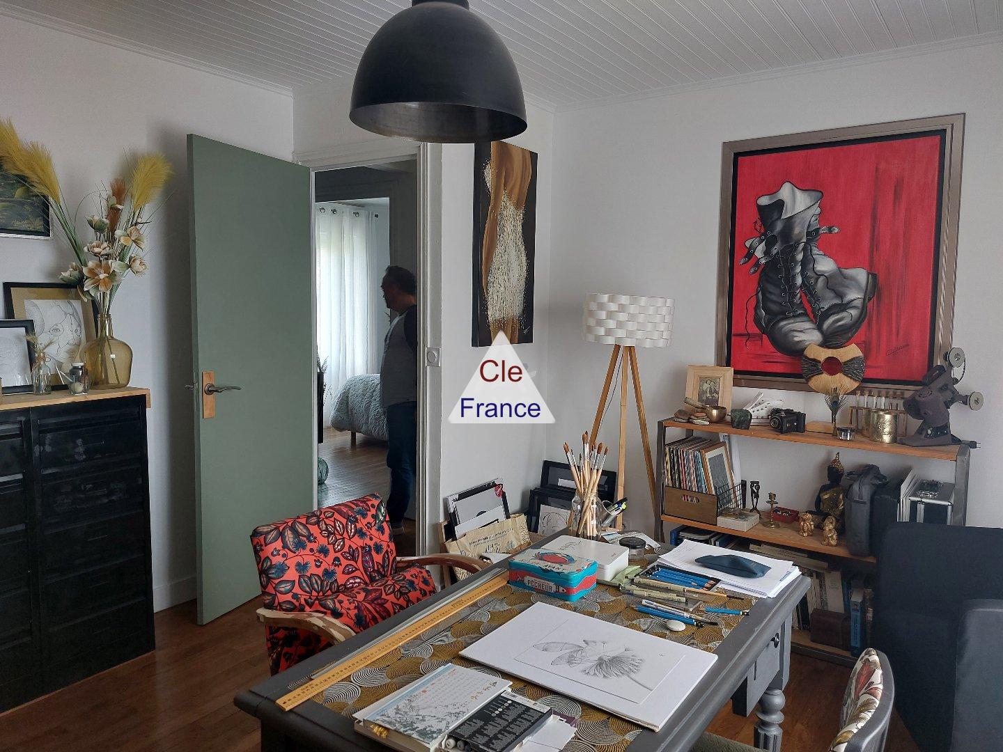 Lovely Renovated House by the Coast