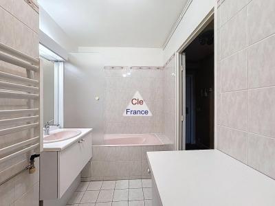 Paris Apartment with Garden in 18th Arrondissement