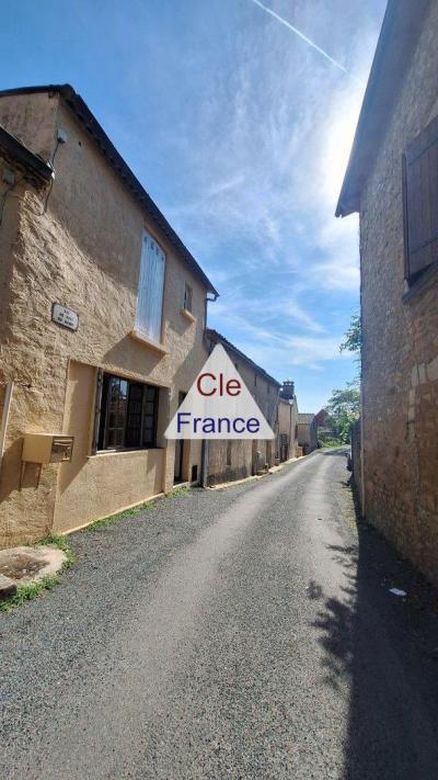 Maison De Village 2 Chambres Avec Terrasse Et 2 Garages