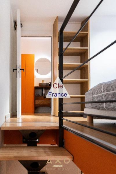 Aix En Provence -centre Ville Historique - Appartement - T2 - 37 M2 - Terrasse 27 M2 - 299 000 A
