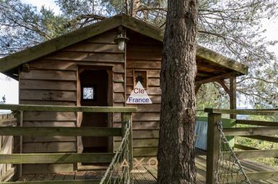 Le Montaiguet - Maison 160m2 - T7 - Garage - Piscine - Parc 5000m2 - 1 020 000a