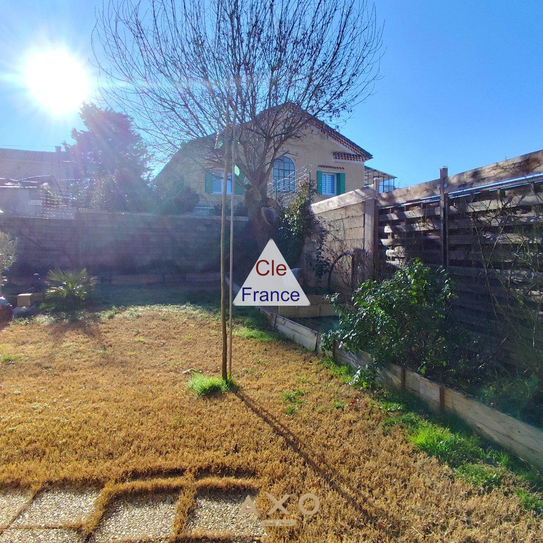 Aigremont - Villa De 70 M2 - Terrain De 525 M2 - 265 000 A