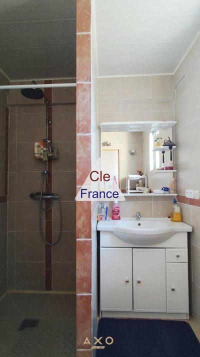 Aigremont - Villa De 70 M2 - Terrain De 525 M2 - 265 000 A