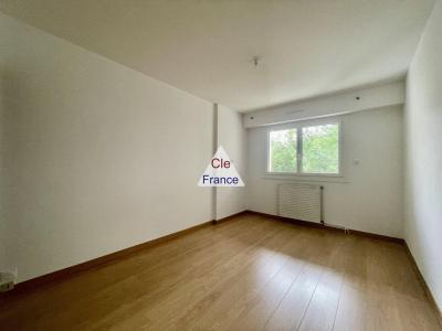 Duplex Apartment with Lovely View from Balcony