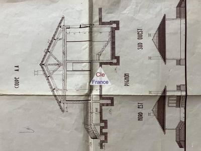 Detached House with Swimming Pool in Neat Garden