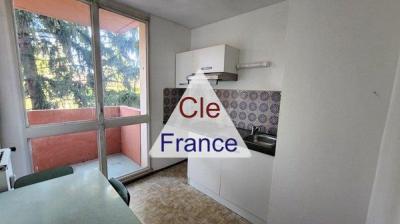 First Floor Apartment in Great Location