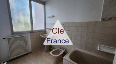 First Floor Apartment in Great Location