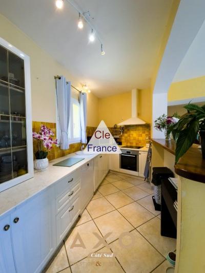 Rognes - Ensemble Immobilier - Piscine - Carport - Terrain 4000 M2 - Possibilite Detachement - 1 20