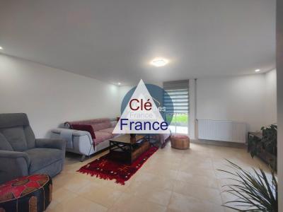 Charming Detached House and Garden