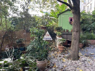 Paris Apartment with Private Garden in 18th Arrondissement