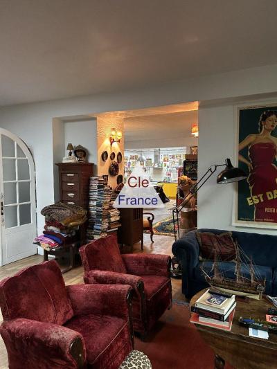 Paris Apartment with Private Garden in 18th Arrondissement