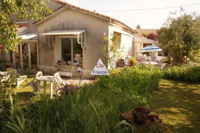 Beautiful Detached House in the Lovely Garden