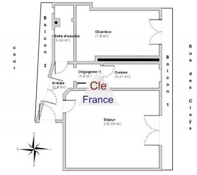 Paris Apartment wiIth Nice View from Balcony