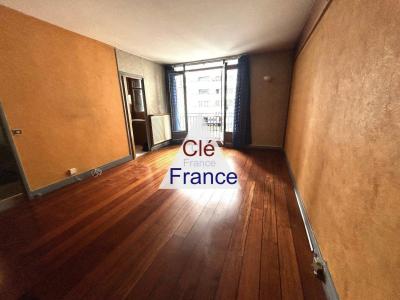 Paris Apartment in 18th Arrondissement