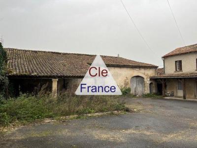 Huge House and buildings to Renovate