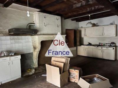 Huge House and buildings to Renovate