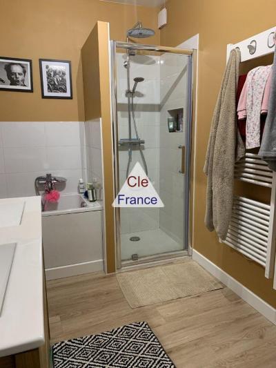 Splendid Apartment in Top Quality Fittings