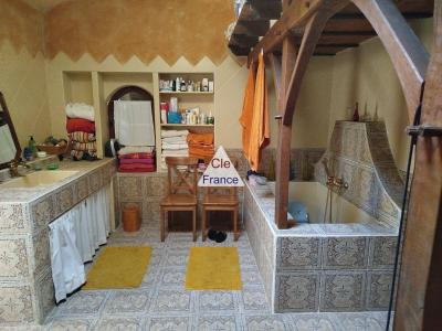 Detached Country House with Outbuilding