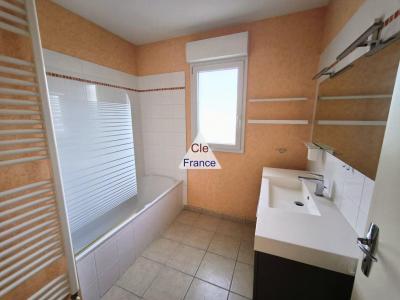 Detached House with Garden, Lovely Family Home