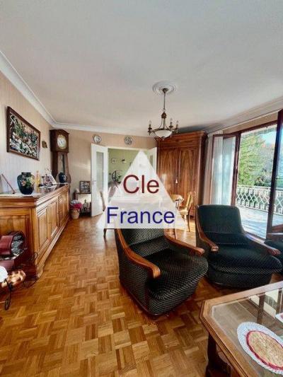 Detached Country House with Open Views