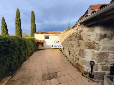 Lovely Family Home is a Great Location