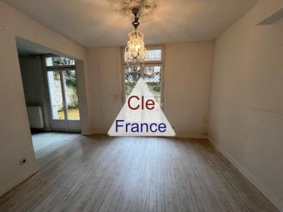 Lovely House in Good Order with Garden