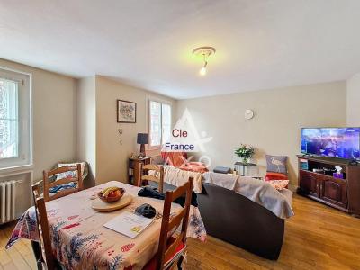 Beautiful 2 Bedroom Apartment for Sale