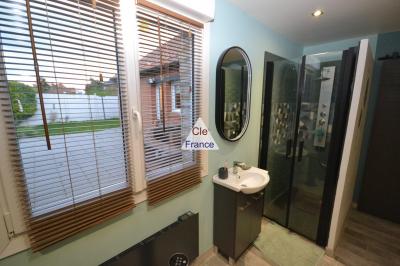 Detached House with Garden, Lovely Family Home