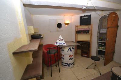 Detached House with Garden, Lovely Family Home