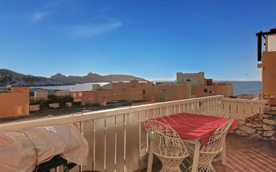 Apartment in Great Location with Open View