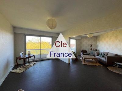 Apartment For Sale in Great Location