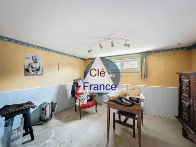 Detached Country House with Outbuilding