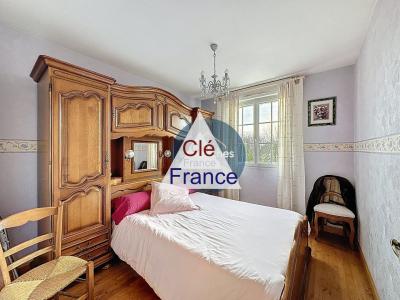 Detached Country House with Outbuilding