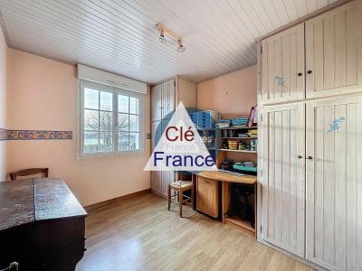 Detached Country House with Outbuilding