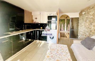 Apartment with Balcony by the Coast