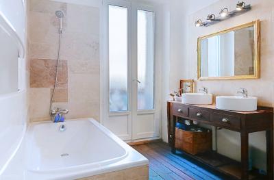 Beautiful Two Bedroom Apartment