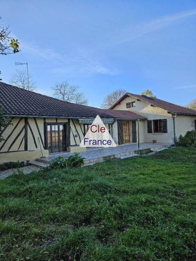 Country House with Guest Gite and Land