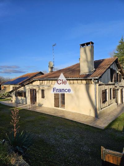 Country House with Guest Gite and Land