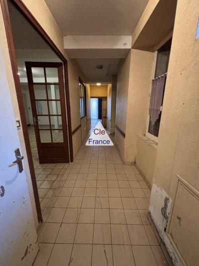 Town House with Outbuilding an Huge Potential