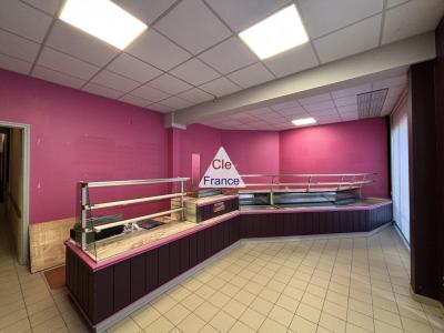 Town House with Outbuilding an Huge Potential