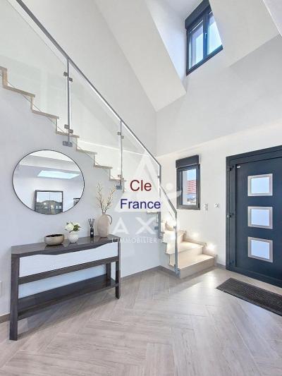 Detached Country House with Open Views